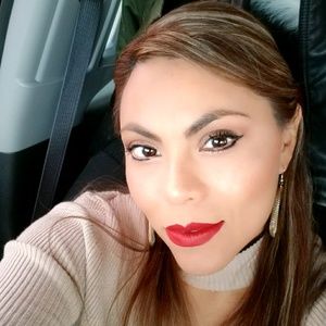 Meet your Posher, Dora